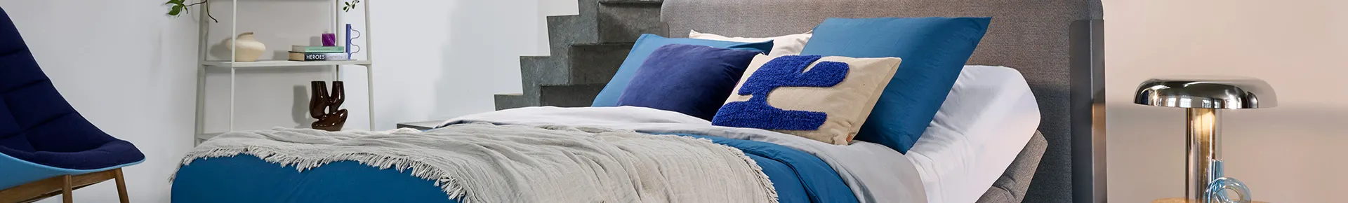 M line - Op zoek naar een bed van M line? Onze bedden zijn comfortabel, modulair en duurzaam. Ervaar de nieuwe standaard in slaapcomfort.
